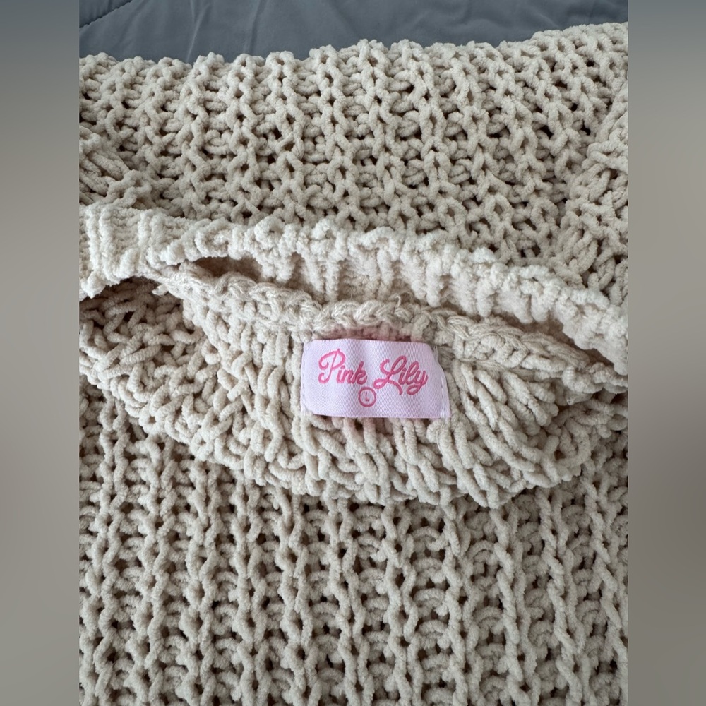 Pink Lily Chenille Knit Sweater Oversized in Beige, Large - Picture 2 of 3
